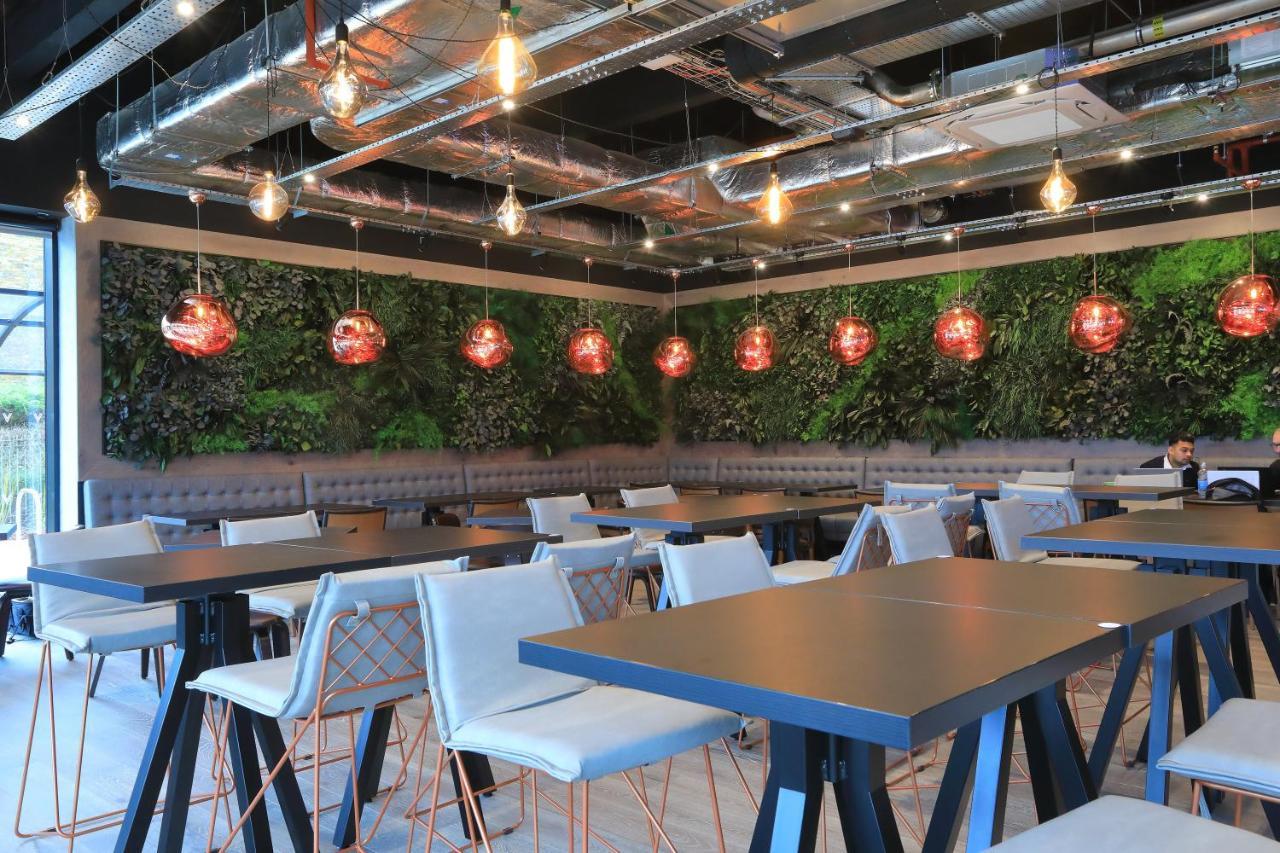 Village Hotel Southampton Eastleigh Εξωτερικό φωτογραφία