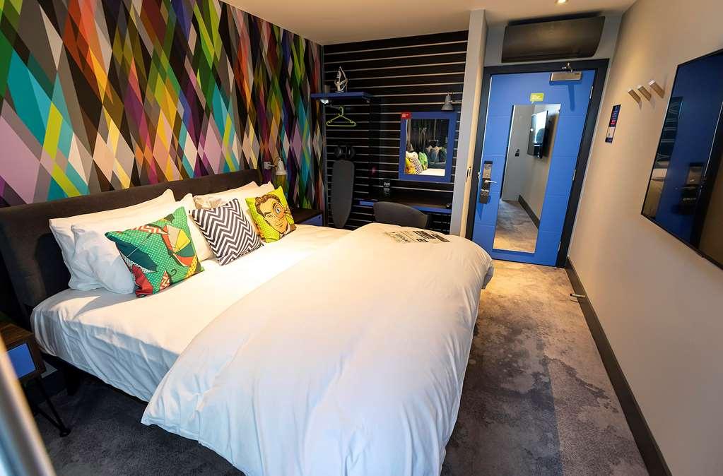 Village Hotel Southampton Eastleigh Δωμάτιο φωτογραφία